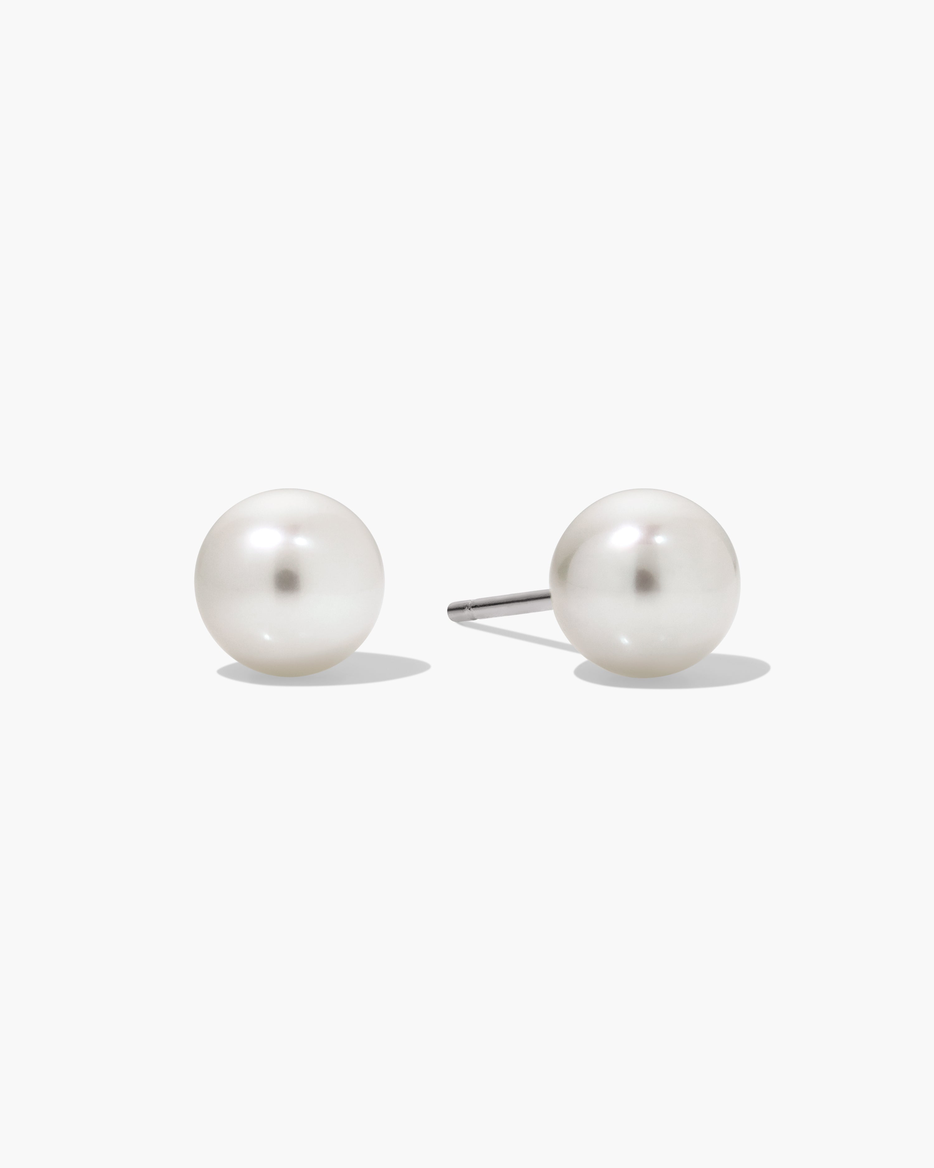 Jane Everyday™ Pearl Comfort Studs™