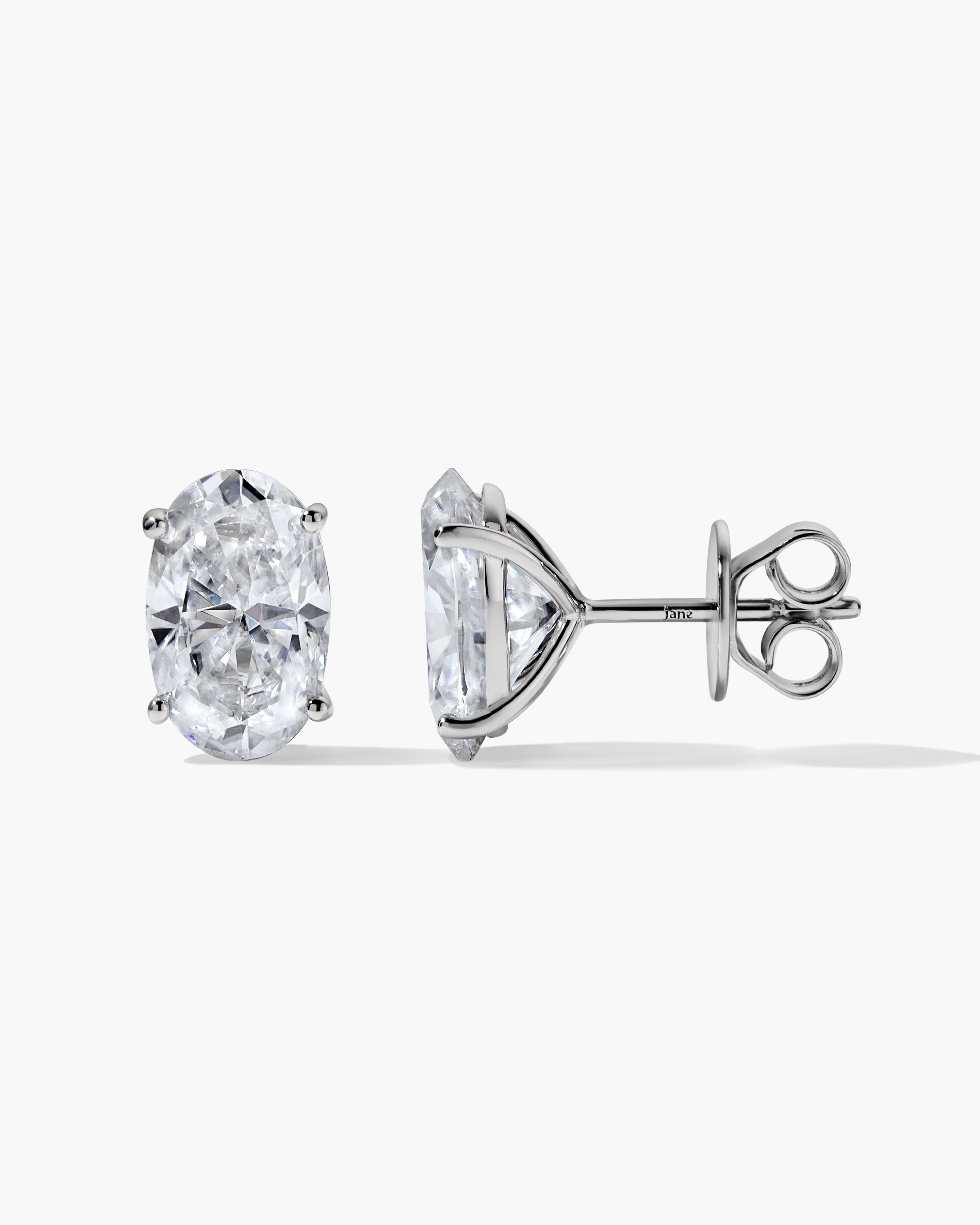 Jane Everyday™ Oval Comfort Studs™