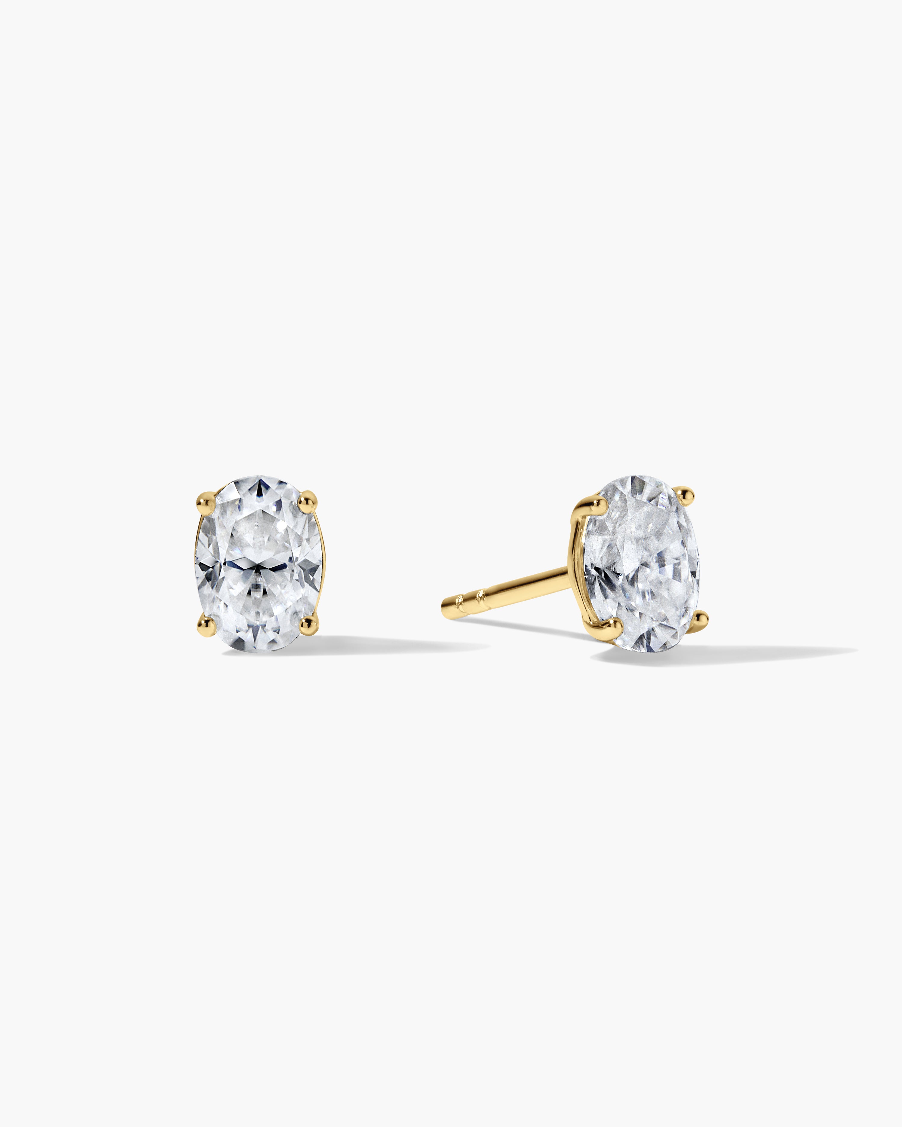 Jane Everyday™ Oval Comfort Studs™