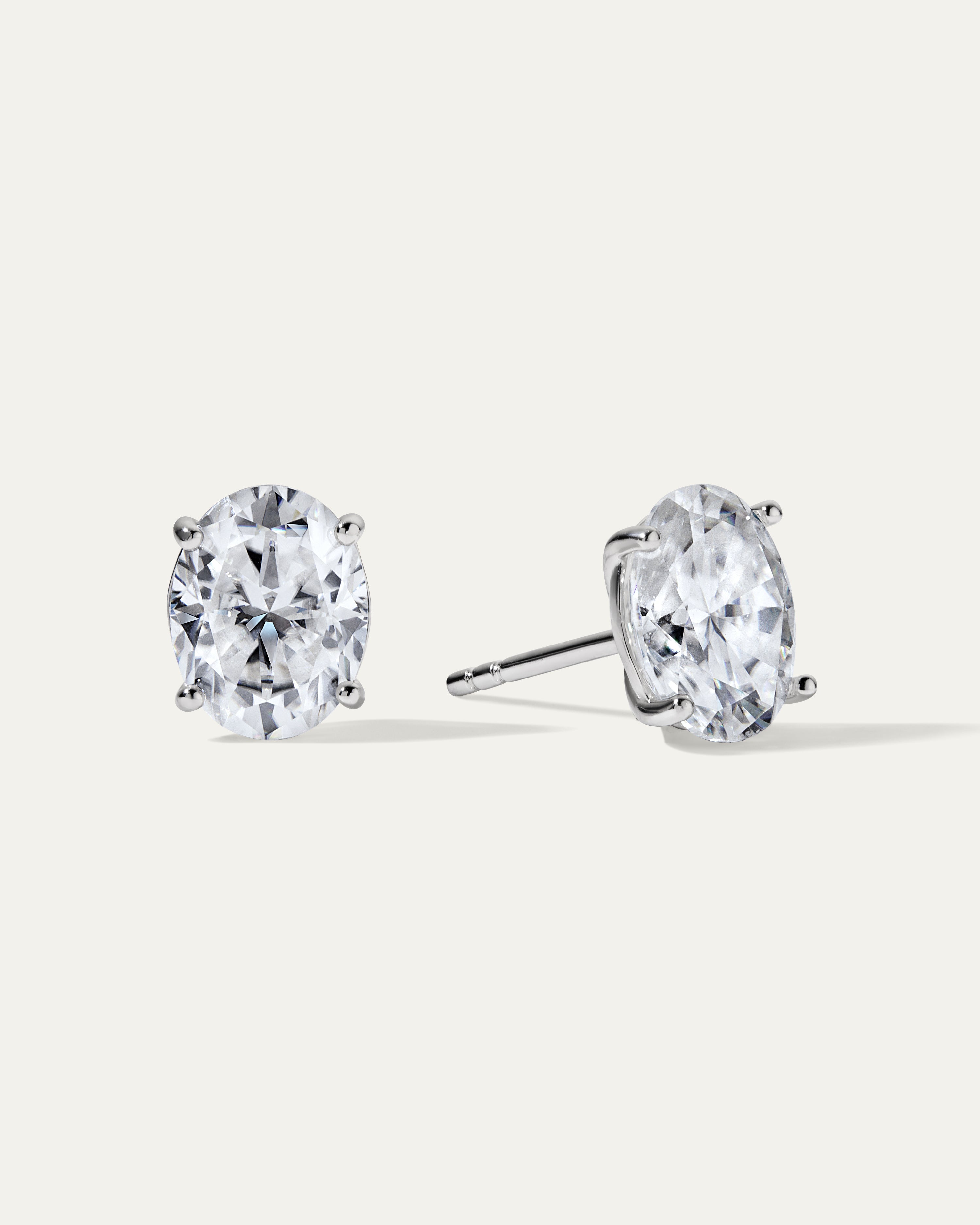 Jane Everyday™ Oval Comfort Studs™