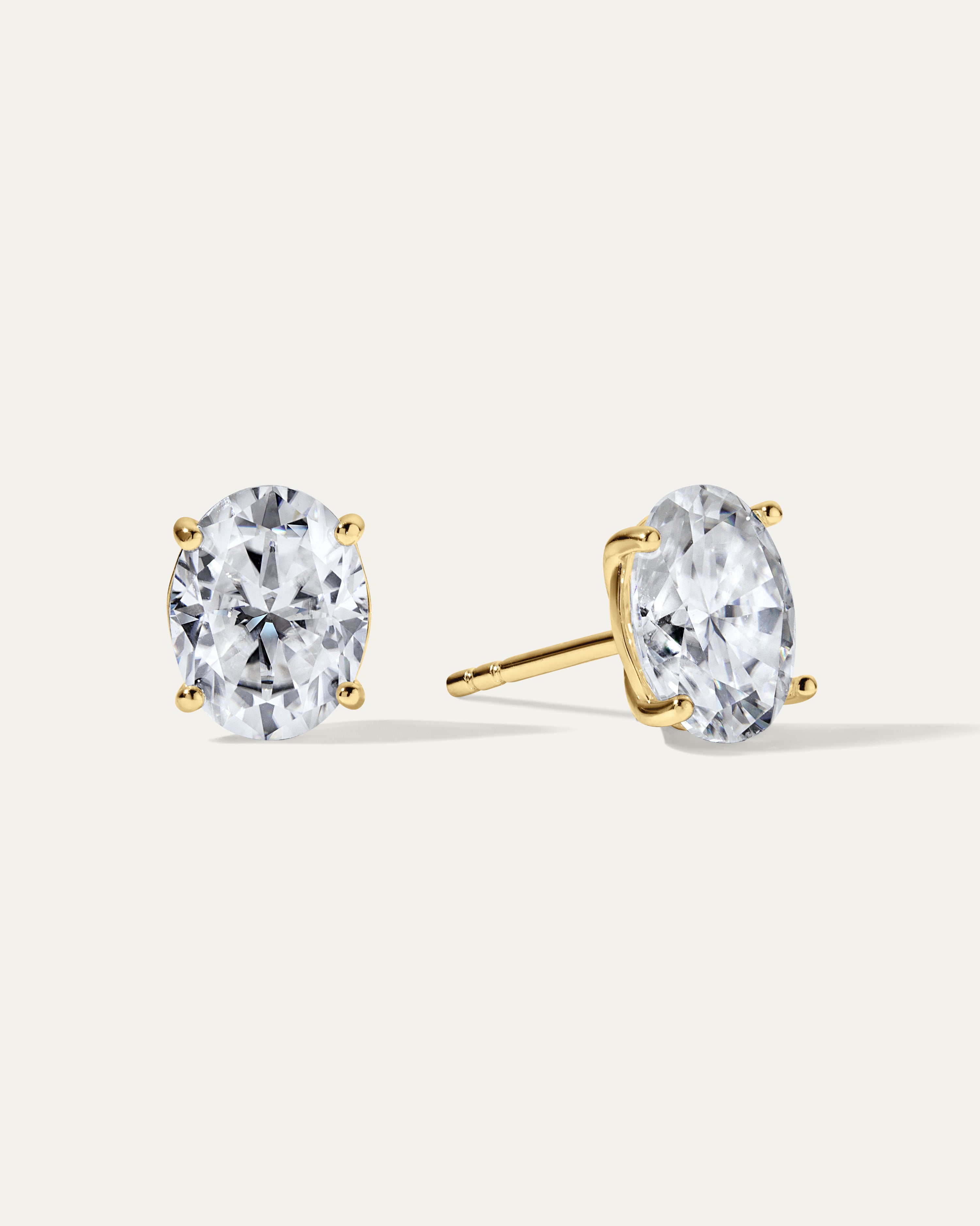 Jane Everyday™ Oval Comfort Studs™