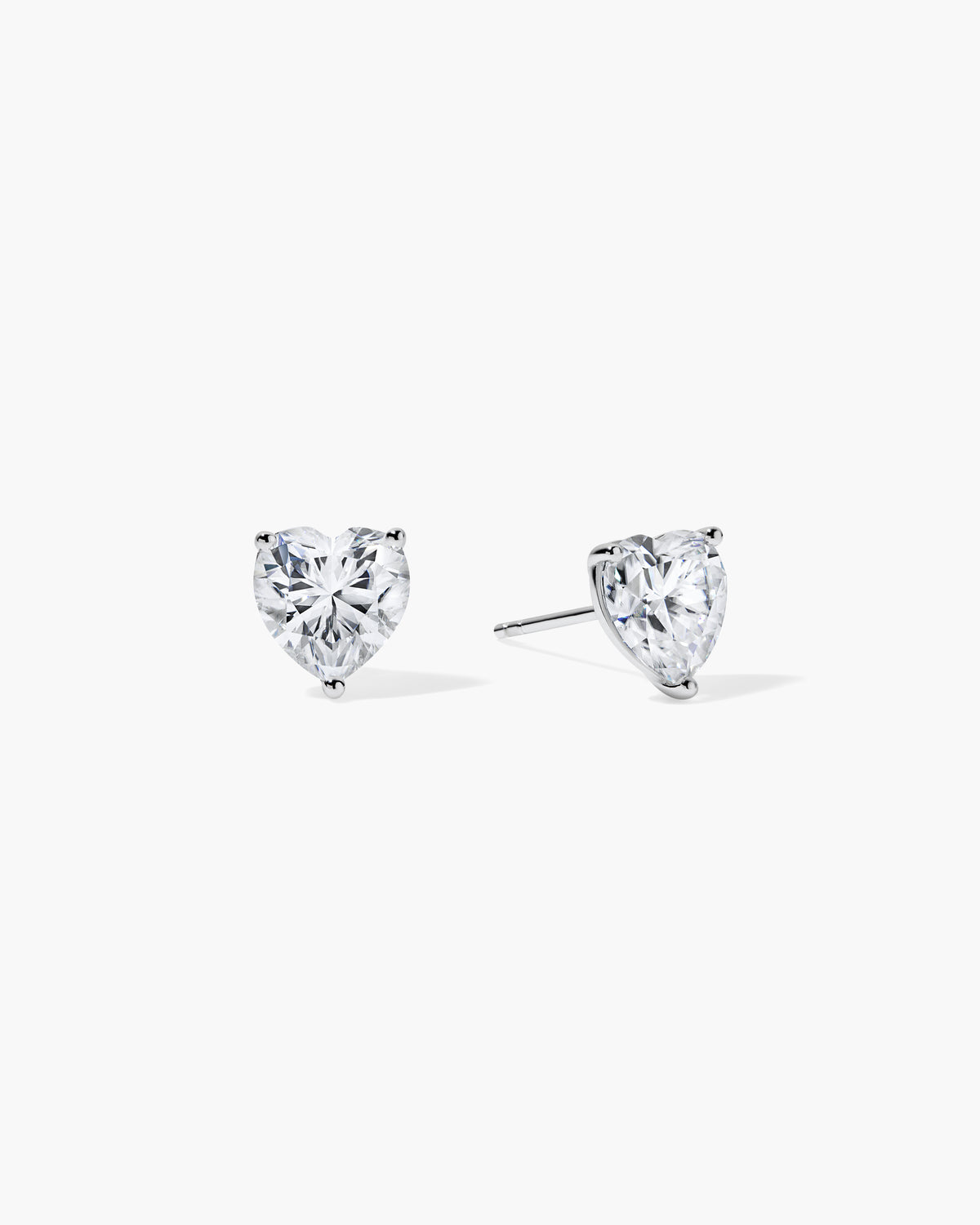 Jane Everyday™ Heart Comfort Studs™
