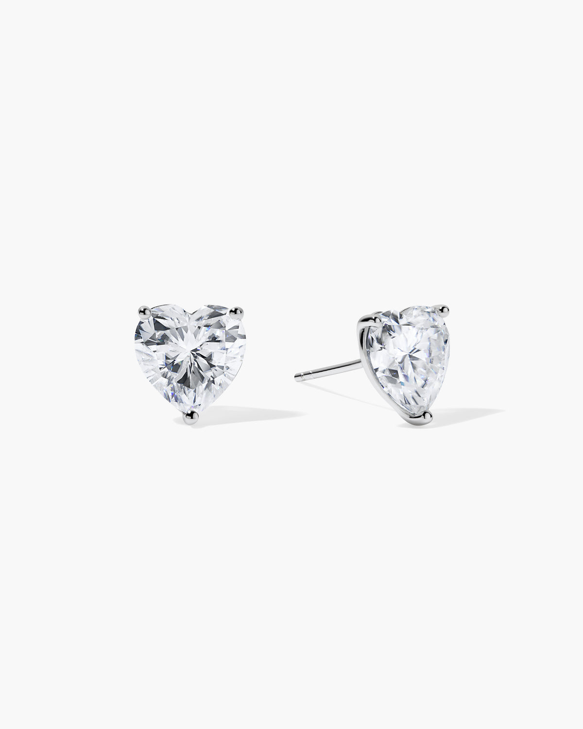 Jane Everyday™ Heart Comfort Studs™