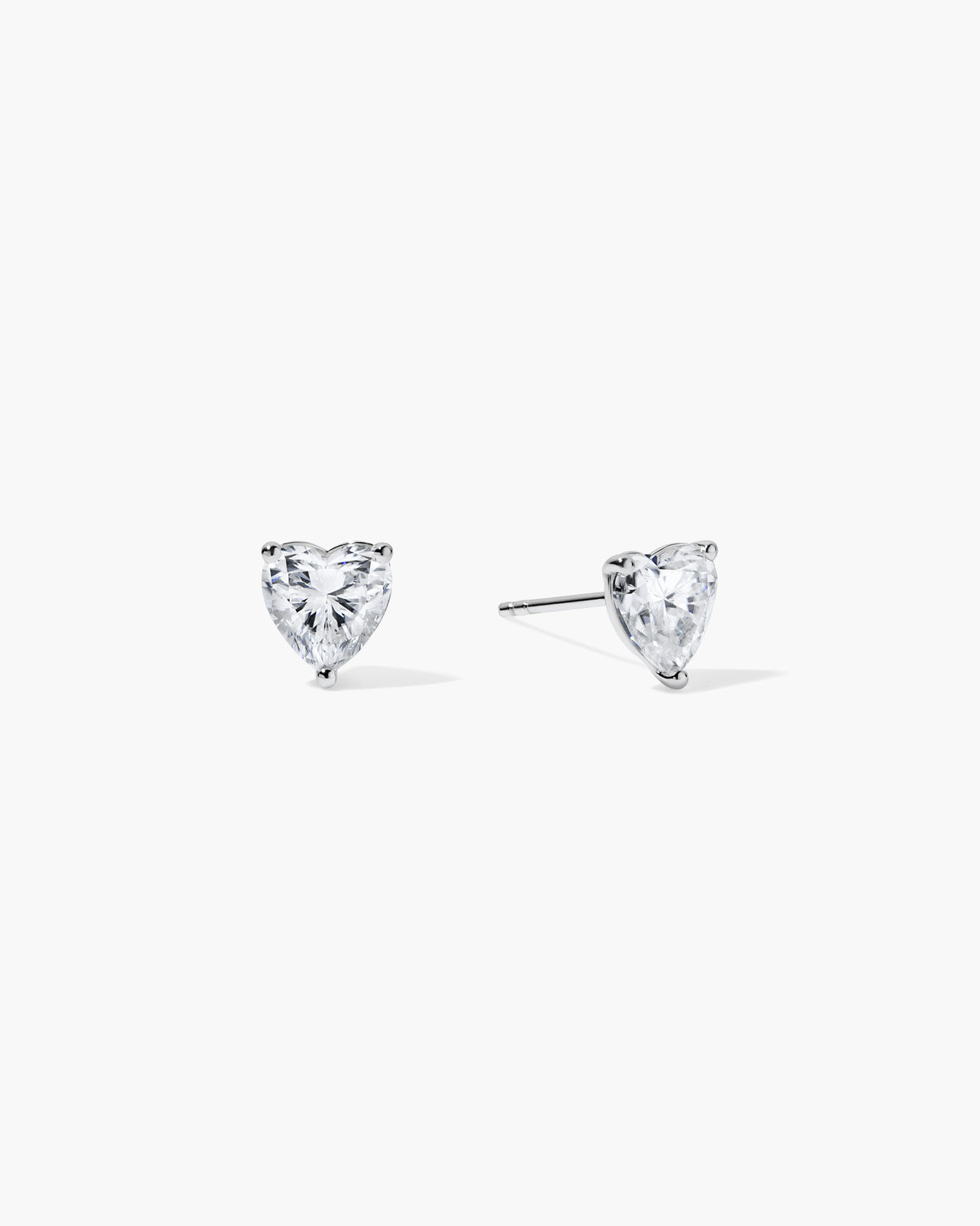 Jane Everyday™ Heart Comfort Studs™