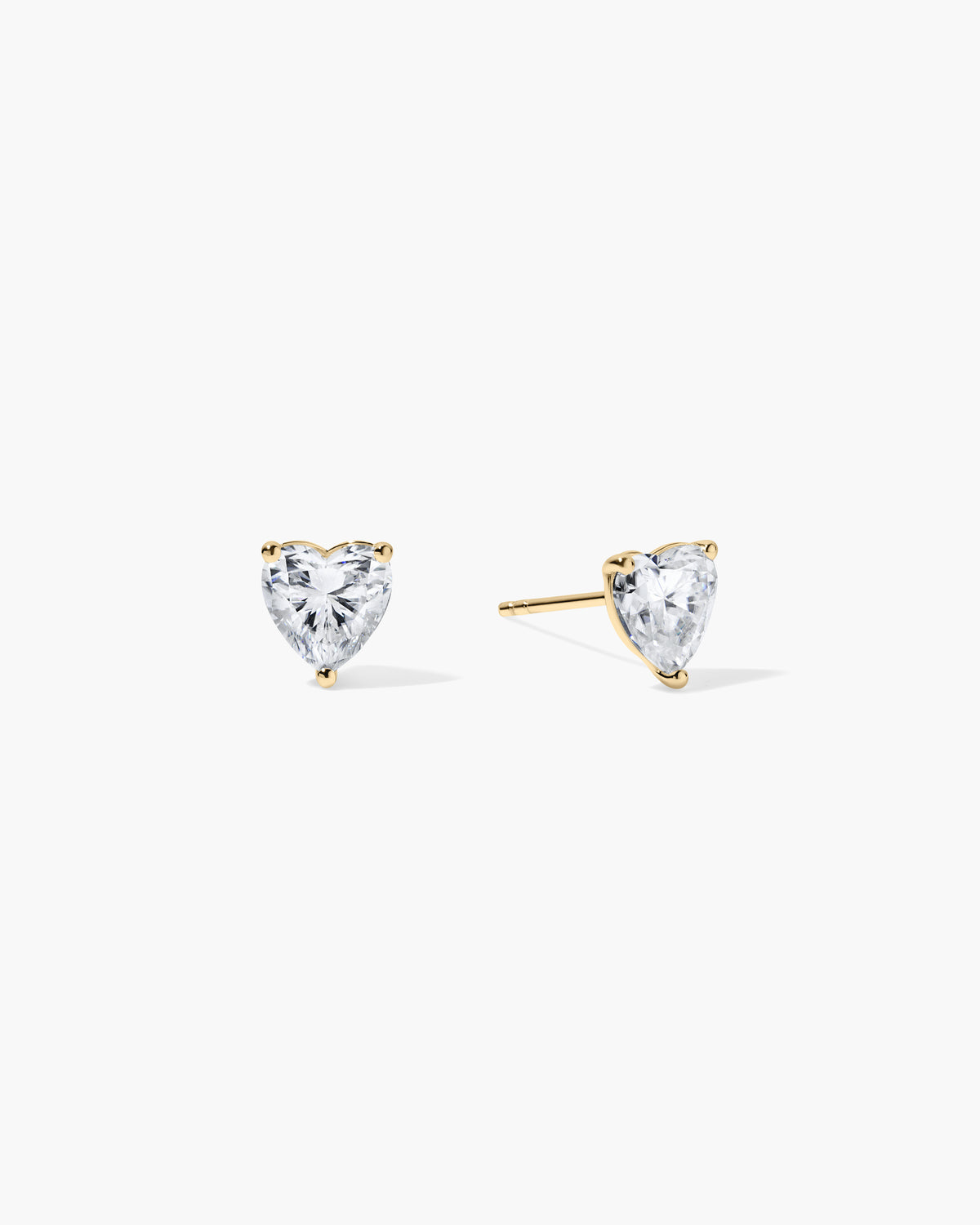 Jane Everyday™ Heart Comfort Studs™