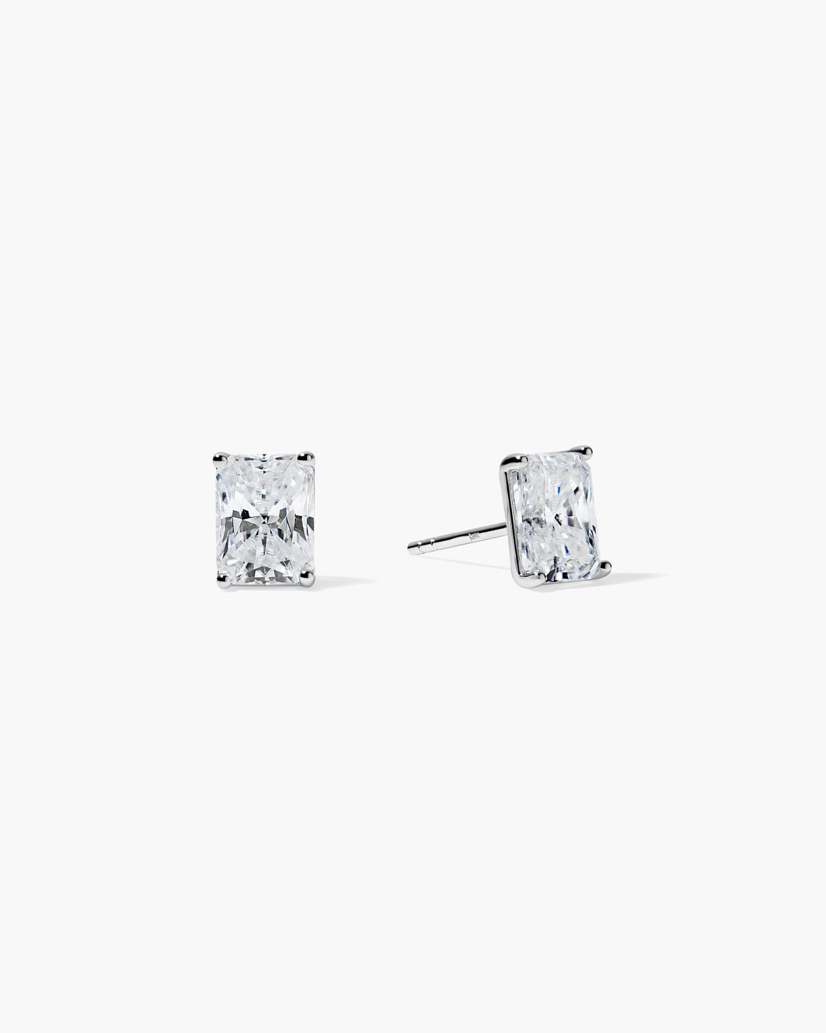 Jane Everyday™ Radiant Comfort Studs™