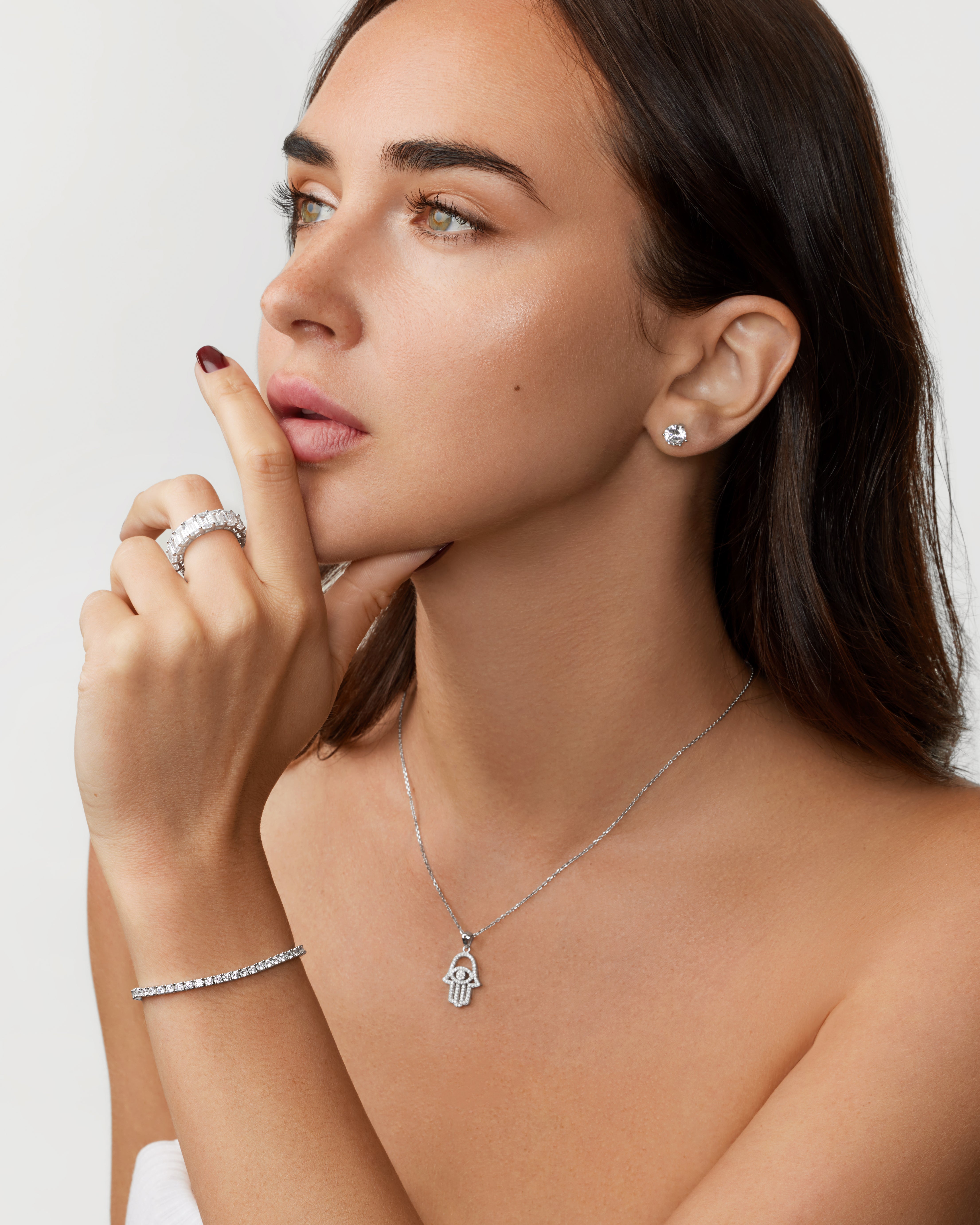 The Hamsa Necklace