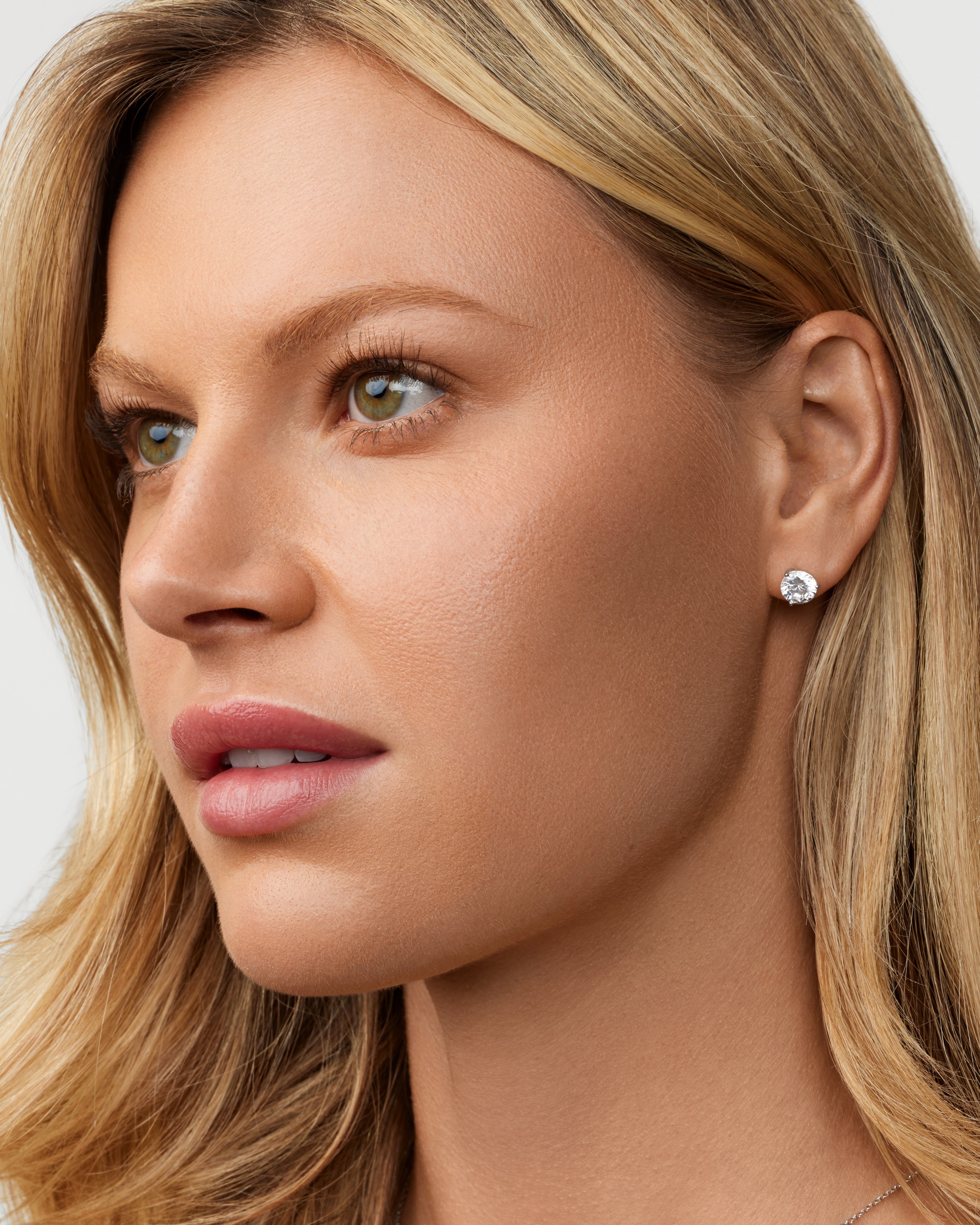 The Everyday Comfort Studs