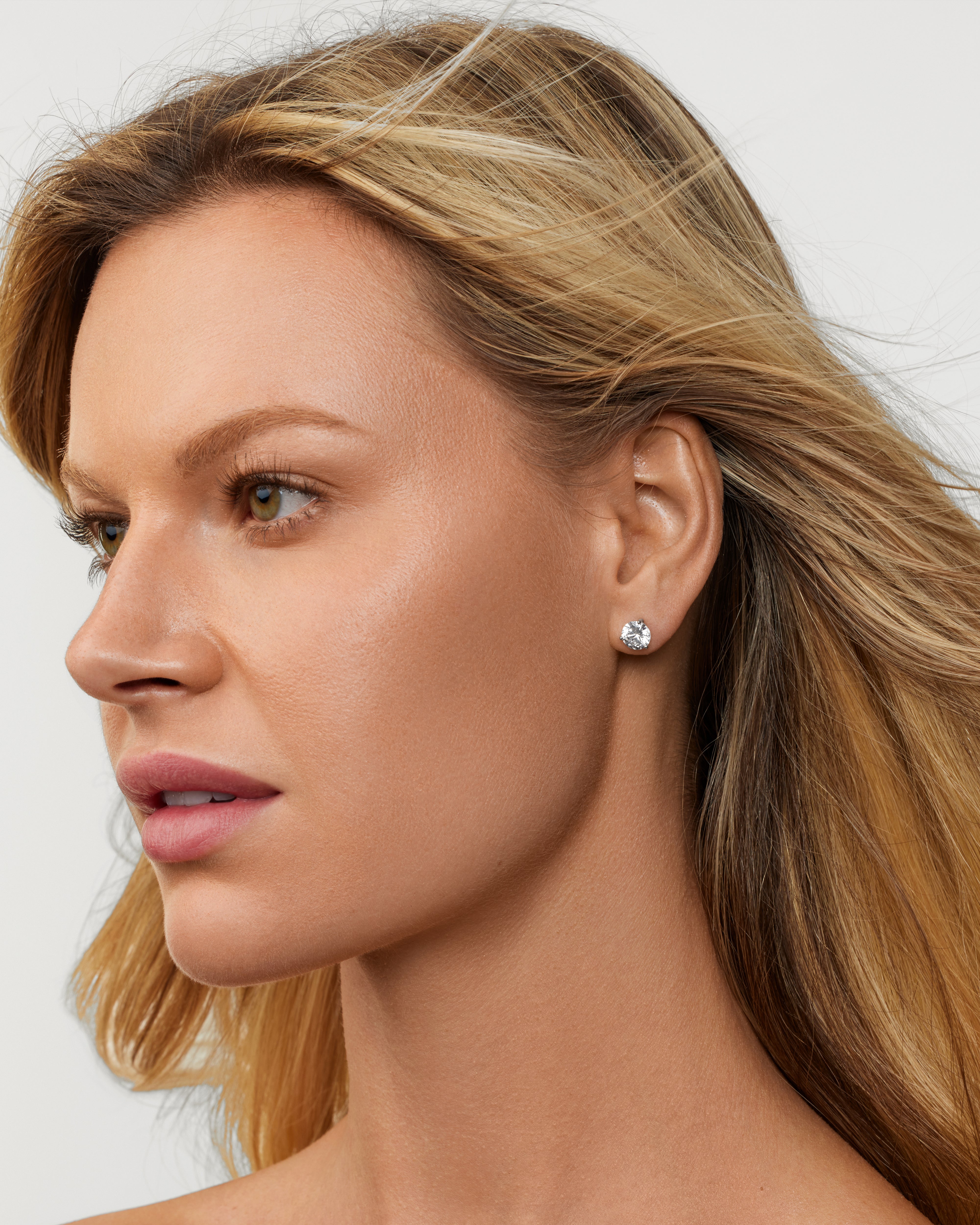 The Round Lab Diamond Studs